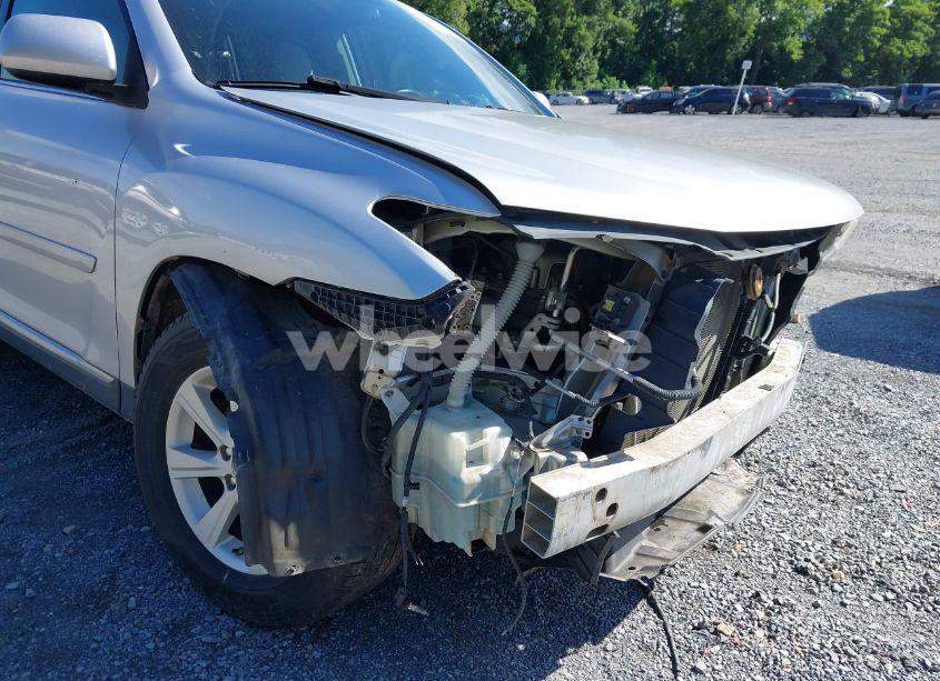 Photo 19 of 2011 Toyota Highlander BASE V6 (VIN 5TDZK3EH0BS048308)