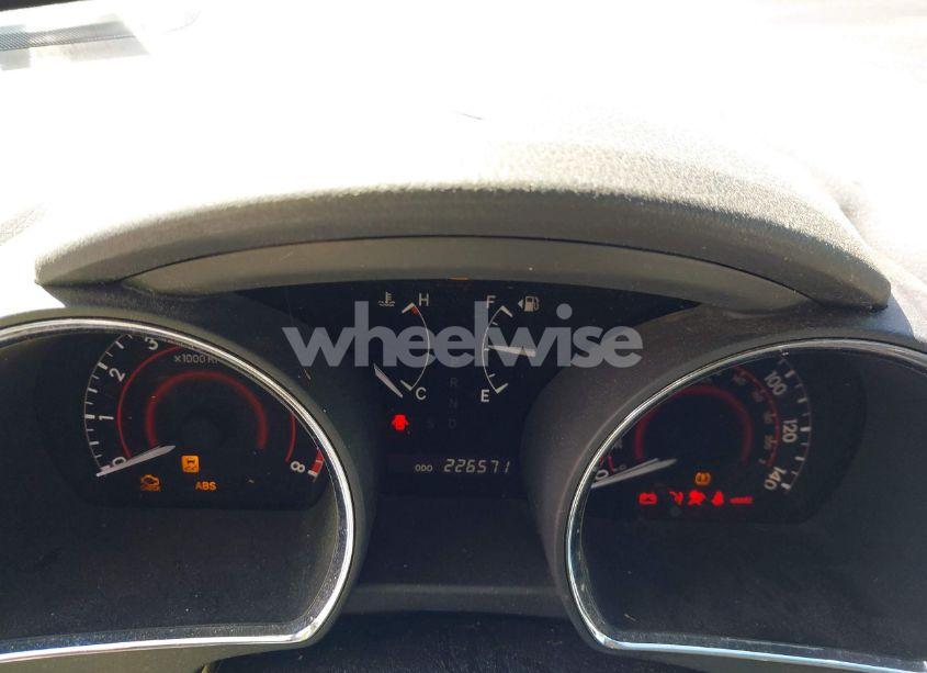 Photo 7 of 2011 Toyota Highlander BASE V6 (VIN 5TDZK3EH0BS048308)