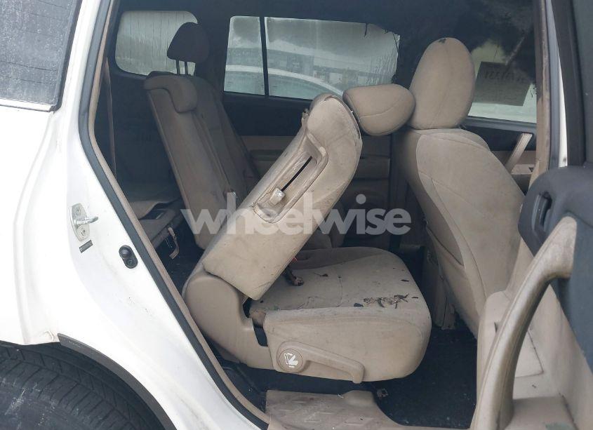 Photo 8 of 2012 Toyota Highlander BASE V6 (VIN 5TDZK3EH0CS056250)