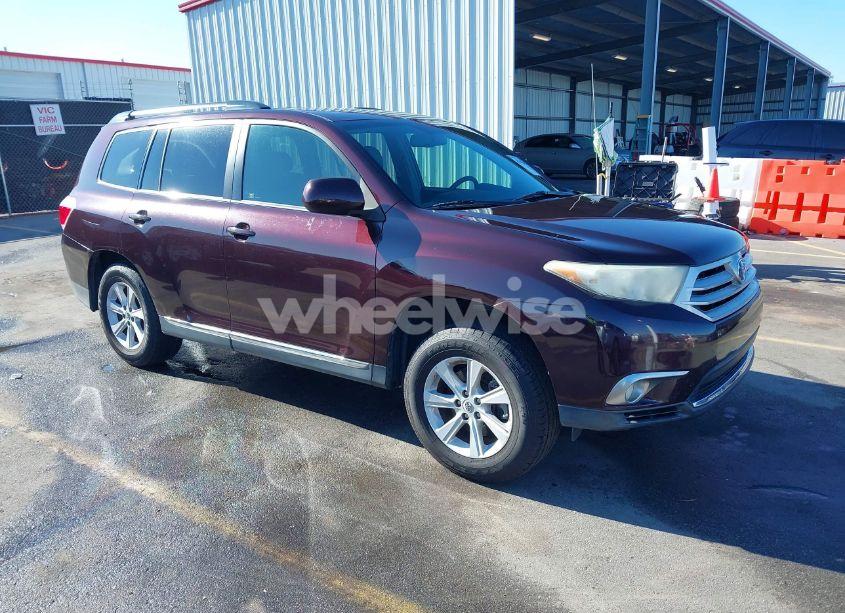 2013 Toyota Highlander PLUS/SE (VIN 5TDZK3EH0DS107456) main photo