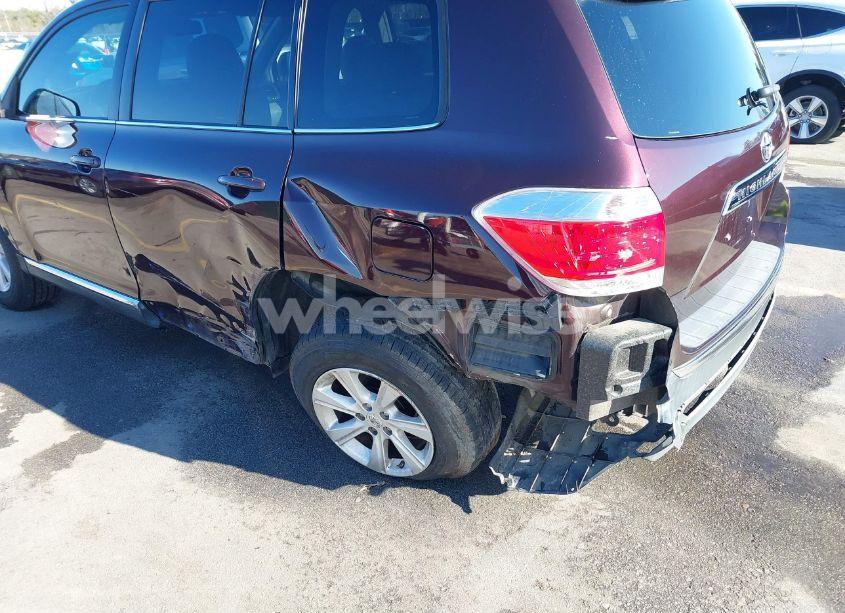 Photo 6 of 2013 Toyota Highlander PLUS/SE (VIN 5TDZK3EH0DS107456)