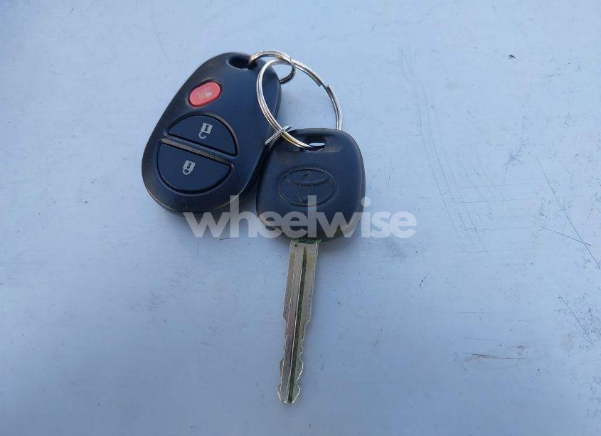 Photo 11 of 2010 Toyota Highlander BASE V6 (VIN 5TDZK3EH1AS004087)