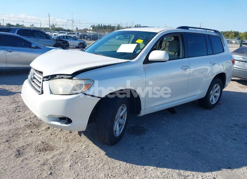Photo 2 of 2010 Toyota Highlander BASE V6 (VIN 5TDZK3EH1AS004087)