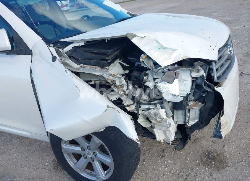 Photo 6 of 2010 Toyota Highlander BASE V6 (VIN 5TDZK3EH1AS004087)