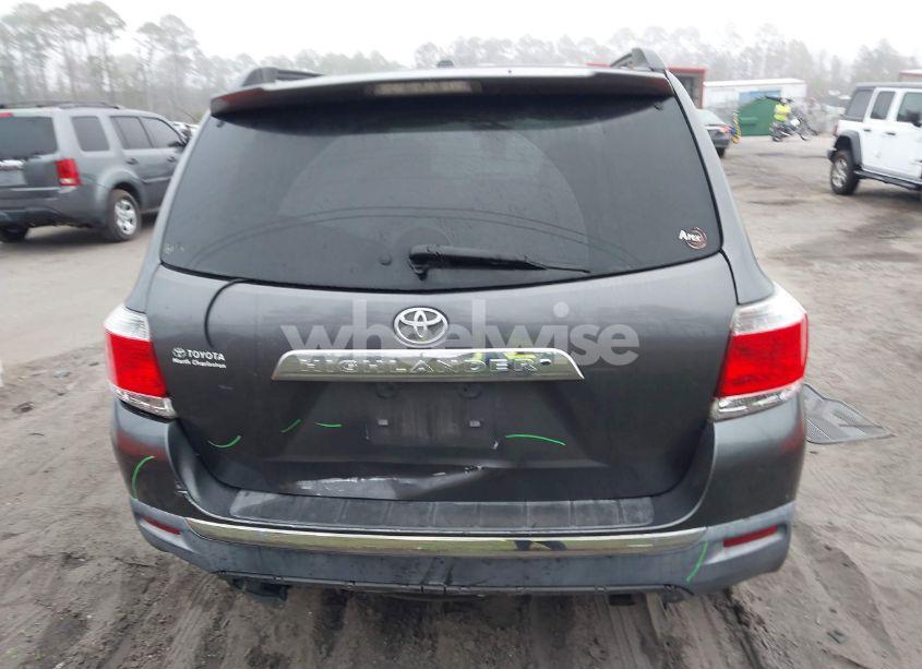 Photo 16 of 2011 Toyota Highlander SE (VIN 5TDZK3EH1BS024082)