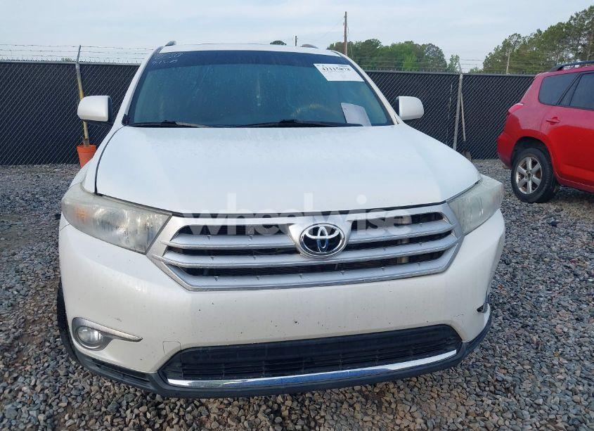 Photo 12 of 2011 Toyota Highlander SE V6 (VIN 5TDZK3EH1BS030402)