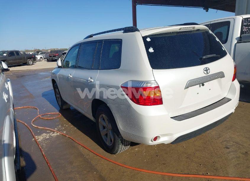 Photo 3 of 2010 Toyota Highlander BASE V6 (VIN 5TDZK3EH2AS001800)