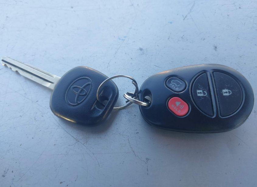 Photo 11 of 2012 Toyota Highlander SE (VIN 5TDZK3EH2CS074894)