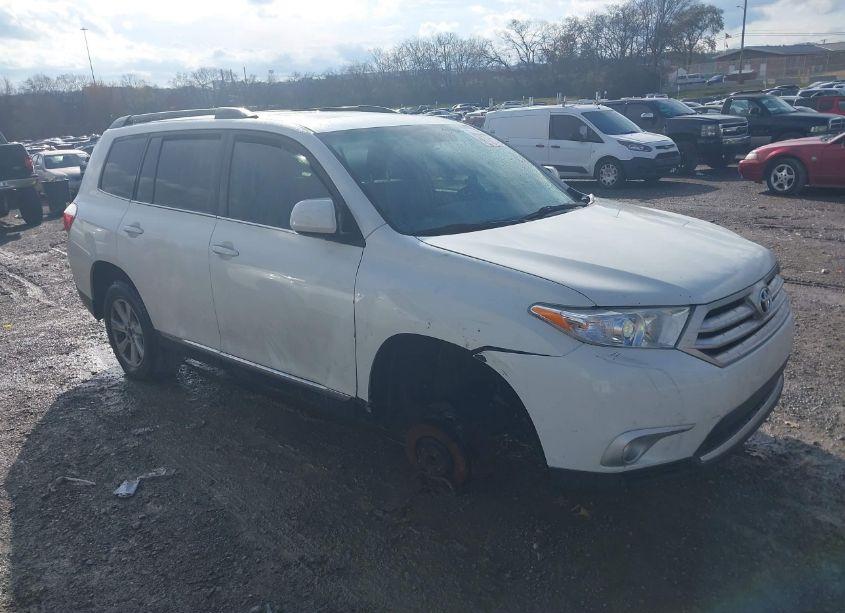 2013 Toyota Highlander SE V6 (VIN 5TDZK3EH2DS102436) main photo