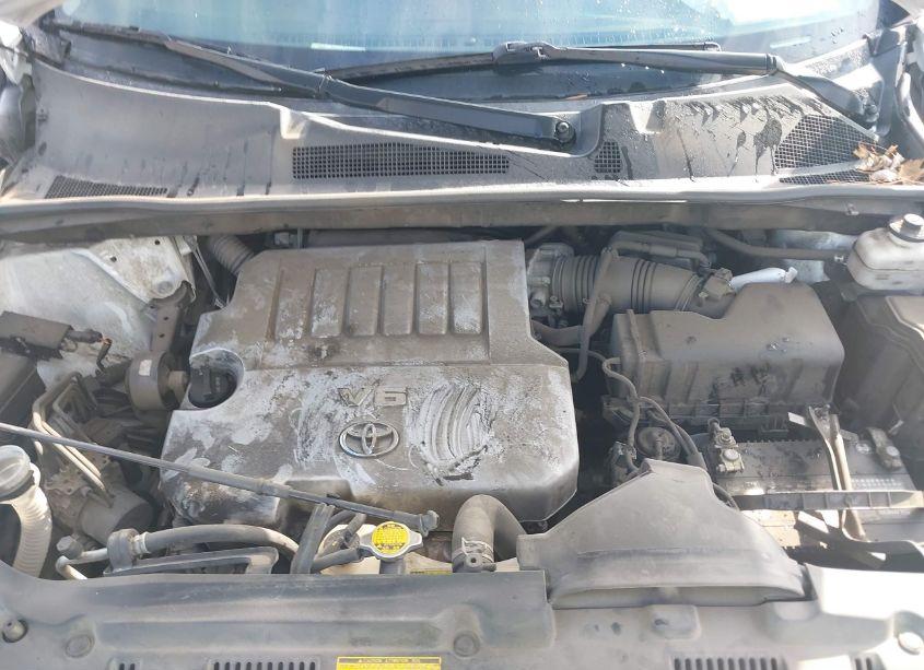 Photo 10 of 2013 Toyota Highlander SE V6 (VIN 5TDZK3EH2DS102436)