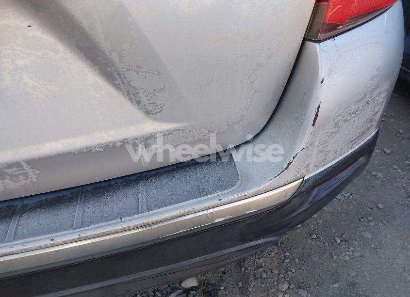 Photo 12 of 2011 Toyota Highlander SE (VIN 5TDZK3EH3BS037657)