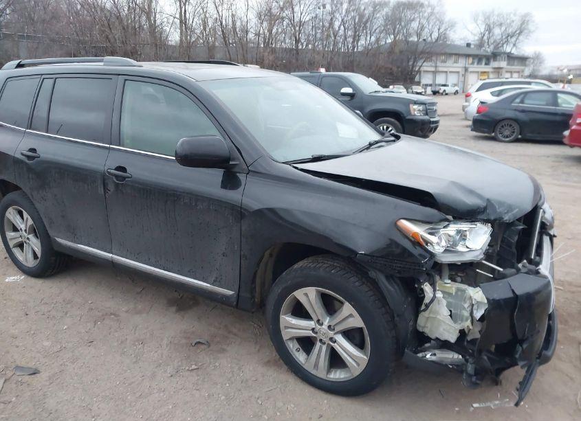 2011 Toyota Highlander SE V6 (VIN 5TDZK3EH3BS046990) main photo