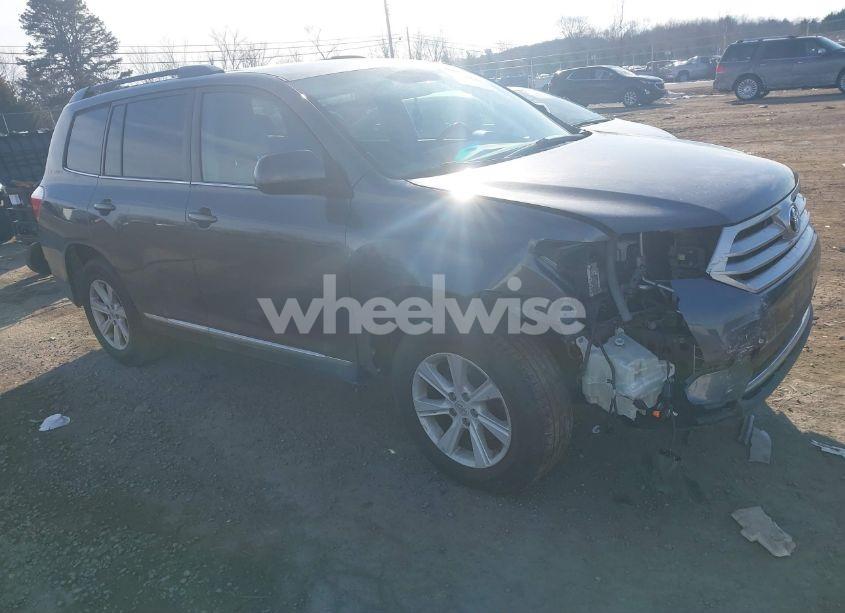 2012 Toyota Highlander SE (VIN 5TDZK3EH3CS070093) main photo