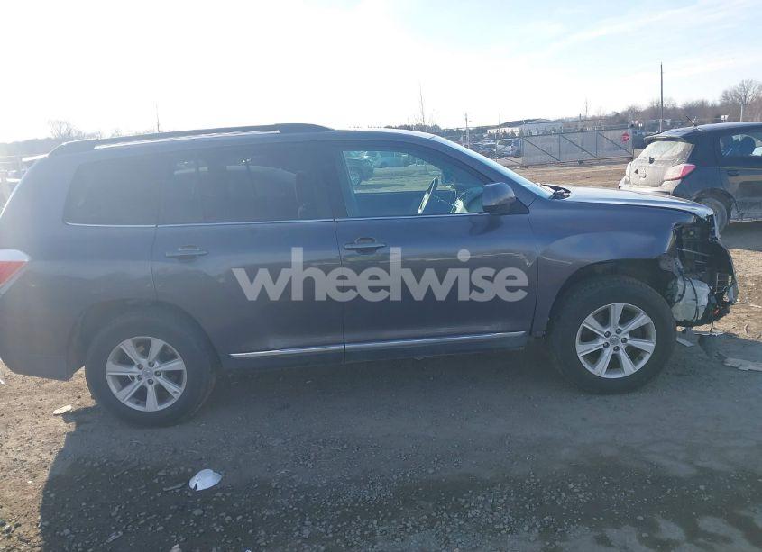 Photo 13 of 2012 Toyota Highlander SE (VIN 5TDZK3EH3CS070093)