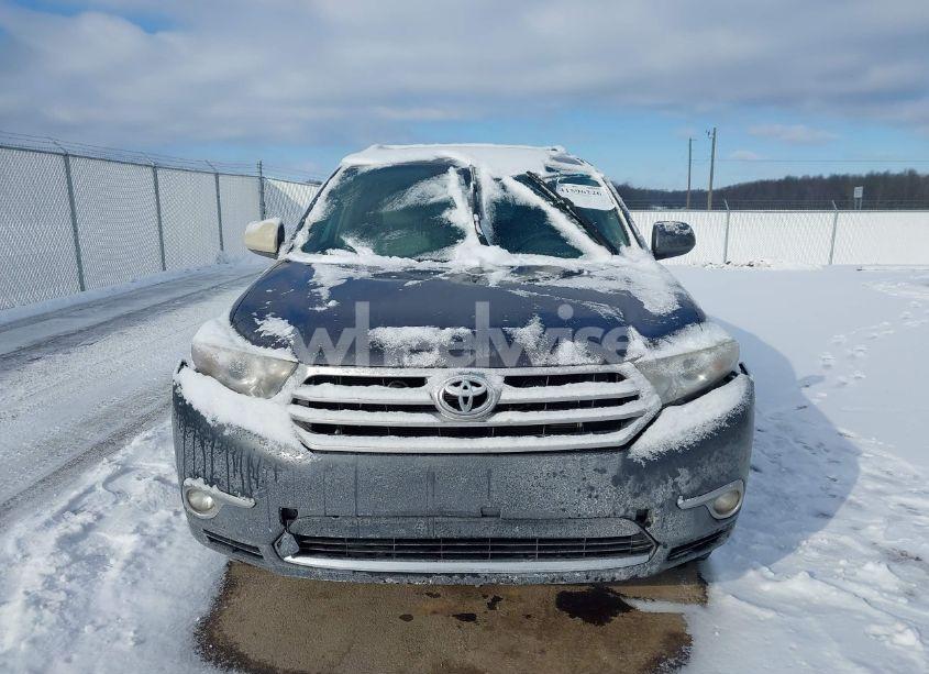 Photo 12 of 2012 Toyota Highlander SE V6 (VIN 5TDZK3EH3CS072118)