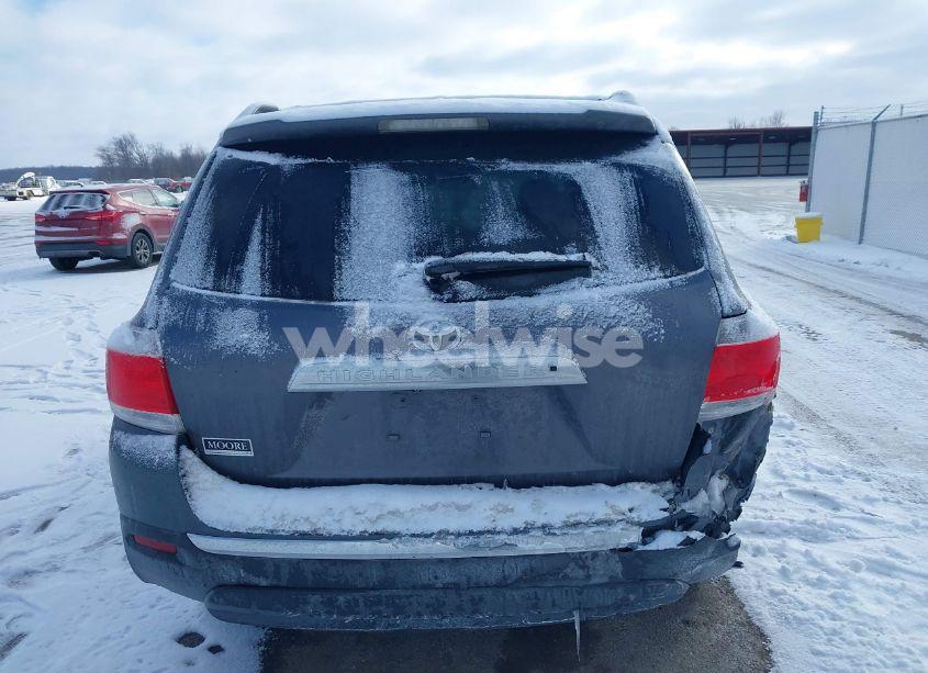 Photo 16 of 2012 Toyota Highlander SE V6 (VIN 5TDZK3EH3CS072118)