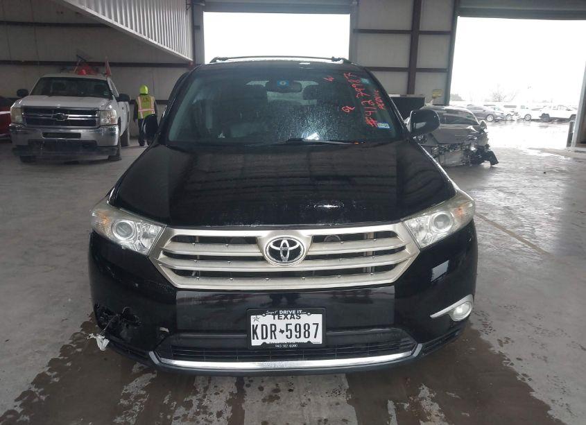 Photo 12 of 2013 Toyota Highlander SE V6 (VIN 5TDZK3EH3DS114594)