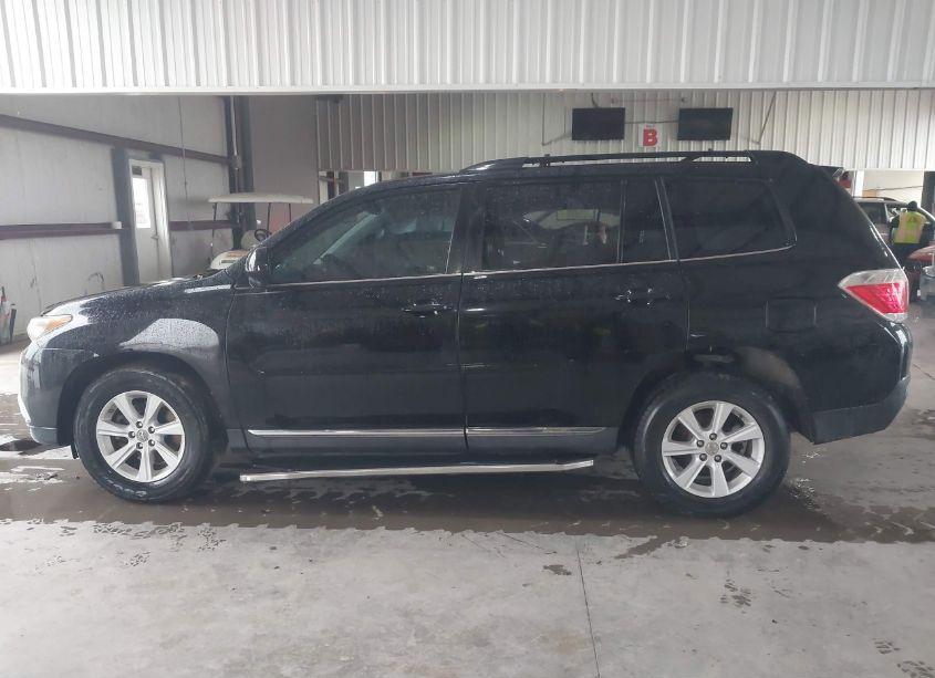 Photo 14 of 2013 Toyota Highlander SE V6 (VIN 5TDZK3EH3DS114594)