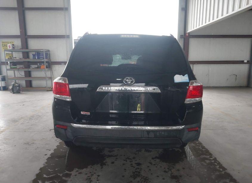 Photo 16 of 2013 Toyota Highlander SE V6 (VIN 5TDZK3EH3DS114594)