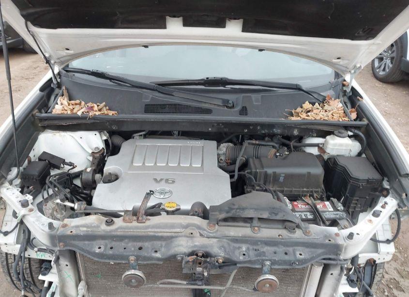 Photo 10 of 2013 Toyota Highlander BASE V6 (VIN 5TDZK3EH3DS121223)