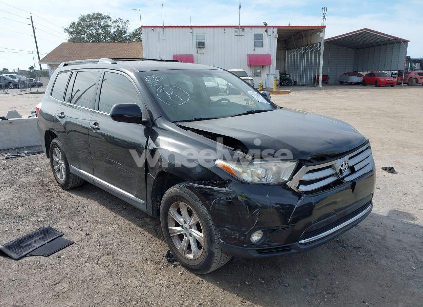 2013 Toyota Highlander BASE PLUS V6 (VIN 5TDZK3EH3DS138488) main photo