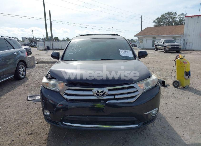 Photo 12 of 2013 Toyota Highlander BASE PLUS V6 (VIN 5TDZK3EH3DS138488)