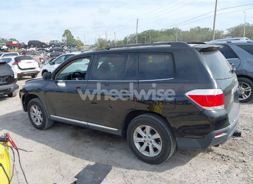 Photo 14 of 2013 Toyota Highlander BASE PLUS V6 (VIN 5TDZK3EH3DS138488)