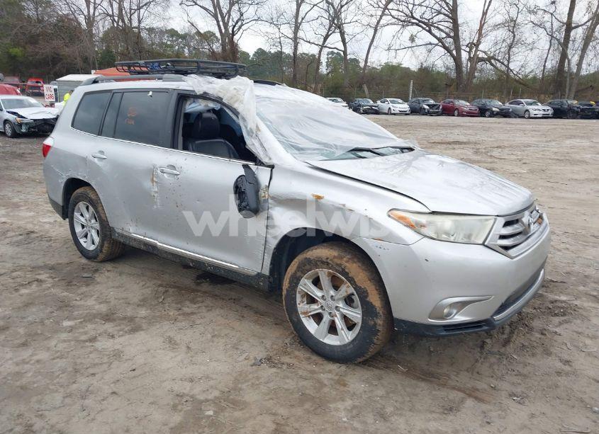 2013 Toyota Highlander SE V6 (VIN 5TDZK3EH4DS113437) main photo
