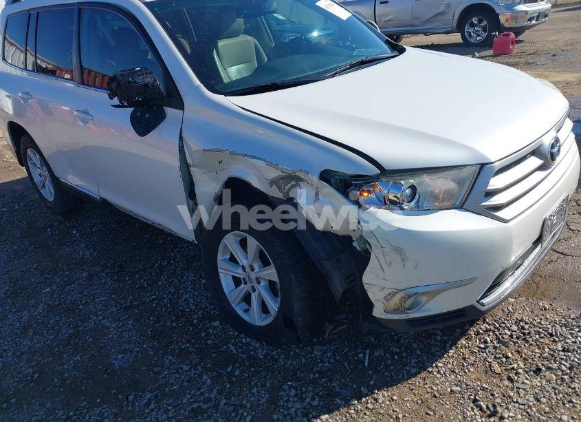 Photo 6 of 2012 Toyota Highlander SE V6 (VIN 5TDZK3EH5CS080883)