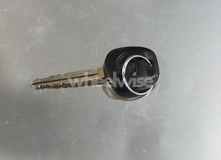 Photo 11 of 2010 Toyota Highlander BASE V6 (VIN 5TDZK3EH6AS018146)