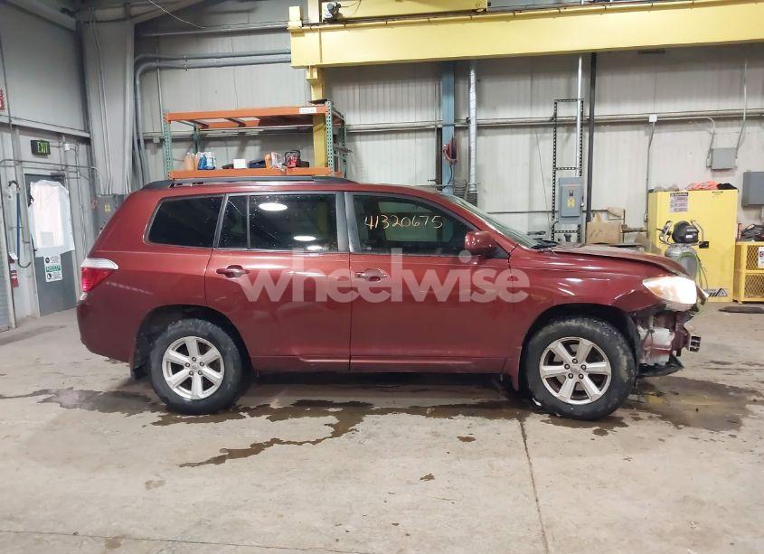 Photo 14 of 2010 Toyota Highlander BASE V6 (VIN 5TDZK3EH6AS018146)