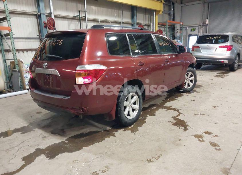 Photo 4 of 2010 Toyota Highlander BASE V6 (VIN 5TDZK3EH6AS018146)