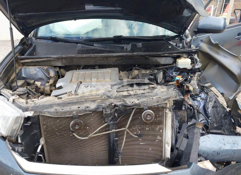 Photo 10 of 2011 Toyota Highlander SE V6 (VIN 5TDZK3EH6BS026703)