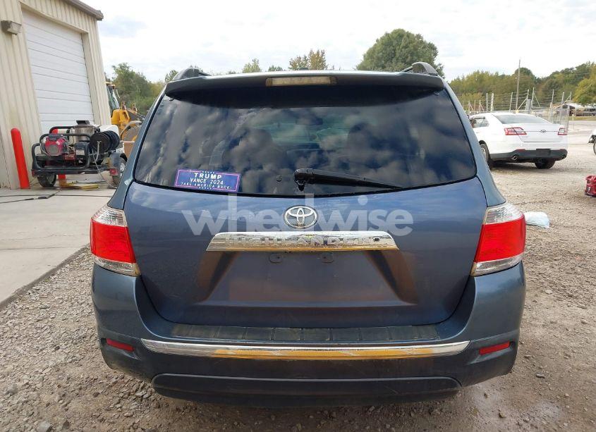 Photo 17 of 2011 Toyota Highlander SE V6 (VIN 5TDZK3EH6BS026703)