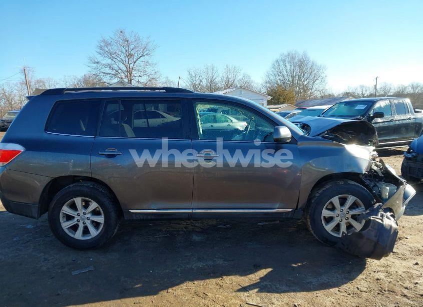 Photo 14 of 2012 Toyota Highlander SE (VIN 5TDZK3EH6CS072100)