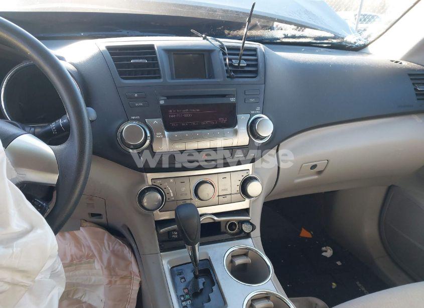 Photo 20 of 2012 Toyota Highlander SE (VIN 5TDZK3EH6CS072100)