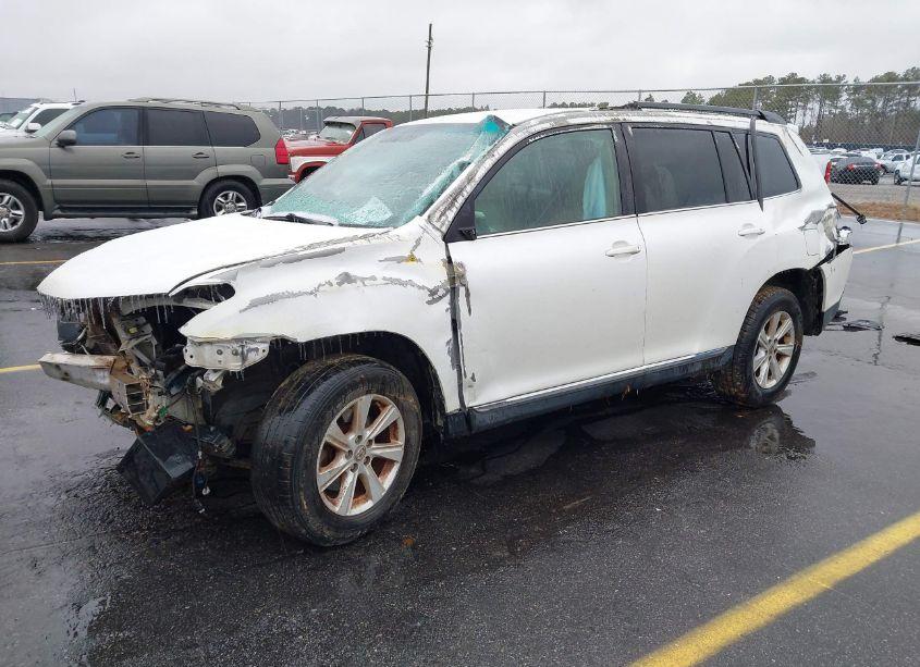 Photo 2 of 2012 Toyota Highlander SE (VIN 5TDZK3EH6CS079094)
