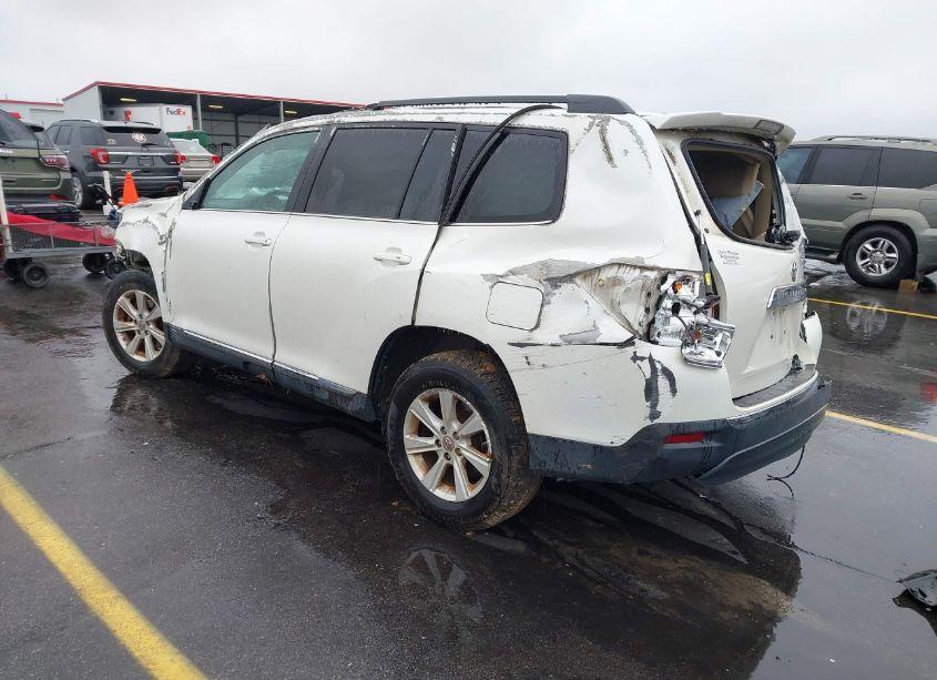 Photo 3 of 2012 Toyota Highlander SE (VIN 5TDZK3EH6CS079094)
