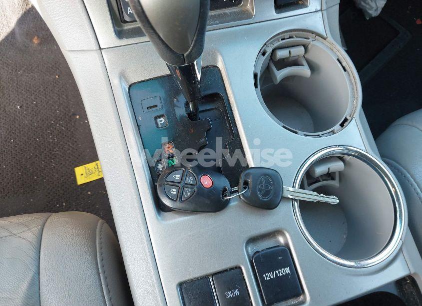 Photo 11 of 2011 Toyota Highlander SE V6 (VIN 5TDZK3EH7BS033529)