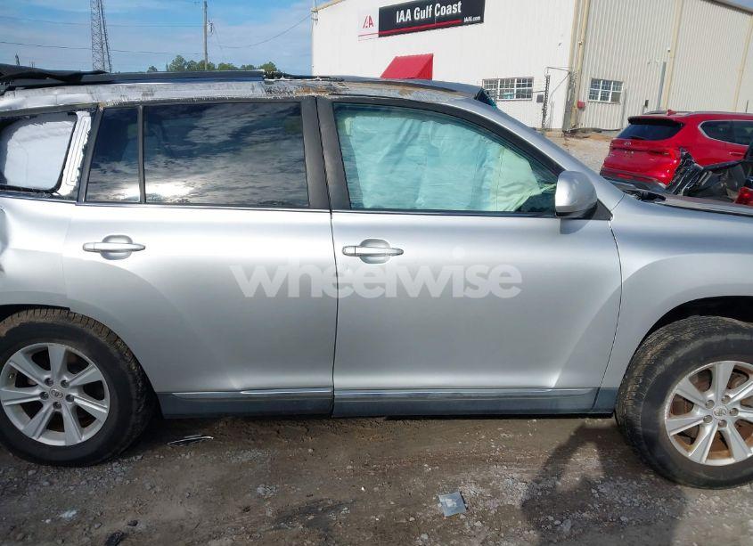 Photo 14 of 2012 Toyota Highlander SE (VIN 5TDZK3EH7CS086975)