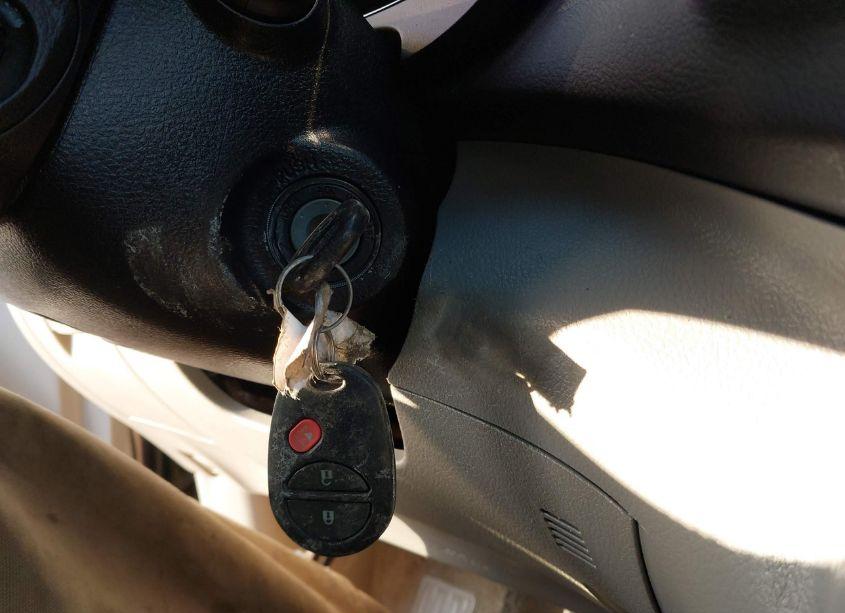 Photo 11 of 2010 Toyota Highlander BASE V6 (VIN 5TDZK3EH8AS006600)