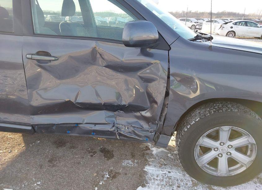 Photo 6 of 2010 Toyota Highlander BASE V6 (VIN 5TDZK3EH8AS006600)