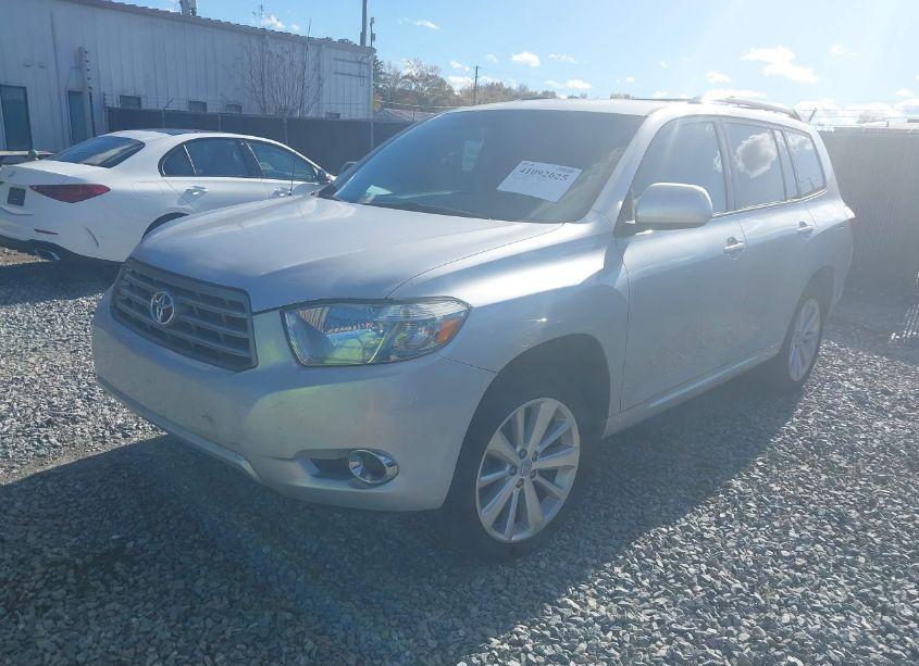 Photo 2 of 2010 Toyota Highlander BASE V6 (VIN 5TDZK3EH8AS010422)