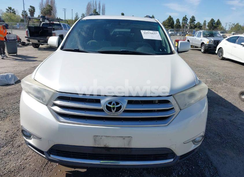 Photo 12 of 2012 Toyota Highlander BASE V6 (VIN 5TDZK3EH8CS072065)