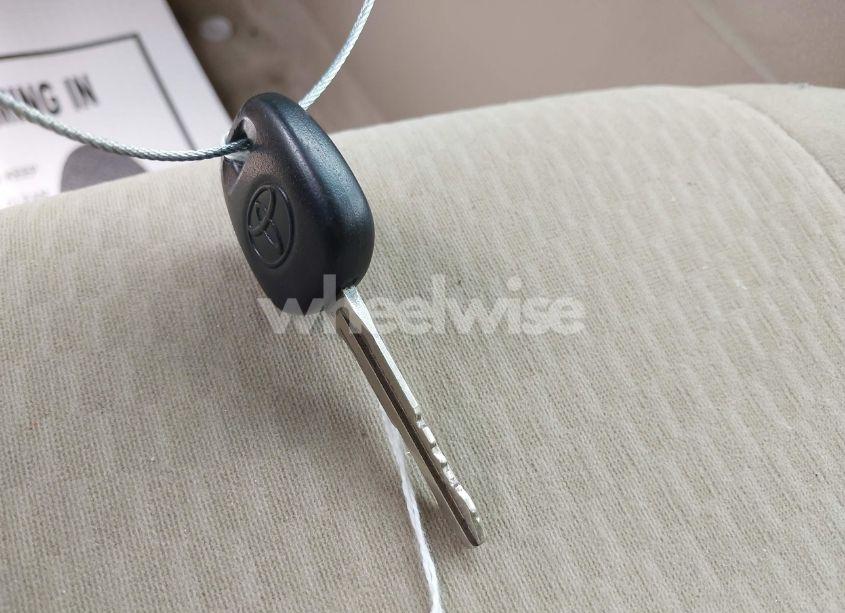 Photo 11 of 2010 Toyota Highlander BASE V6 (VIN 5TDZK3EH9AS018030)