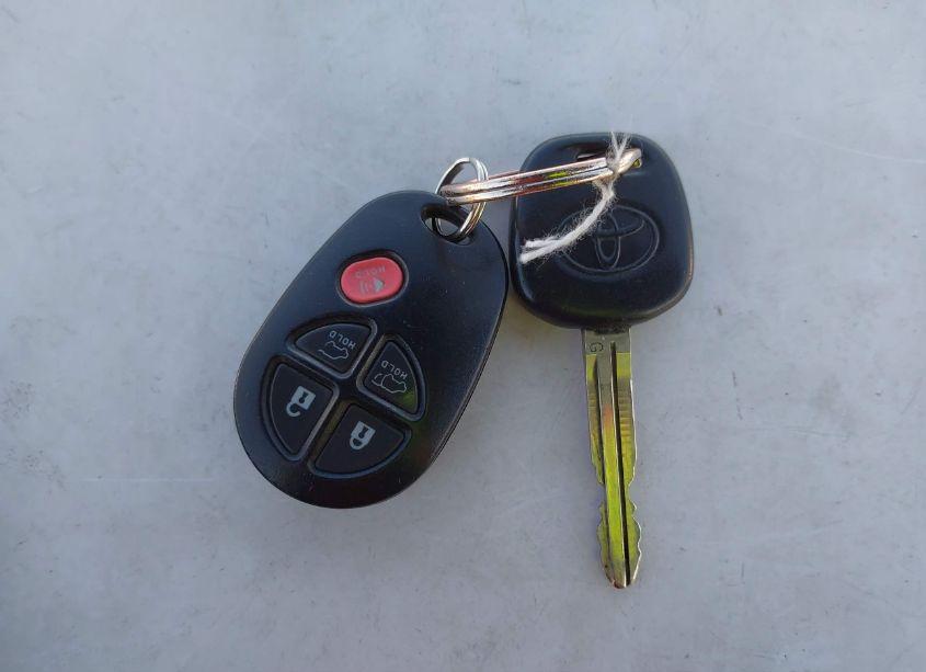 Photo 11 of 2011 Toyota Highlander SE V6 (VIN 5TDZK3EH9BS039123)