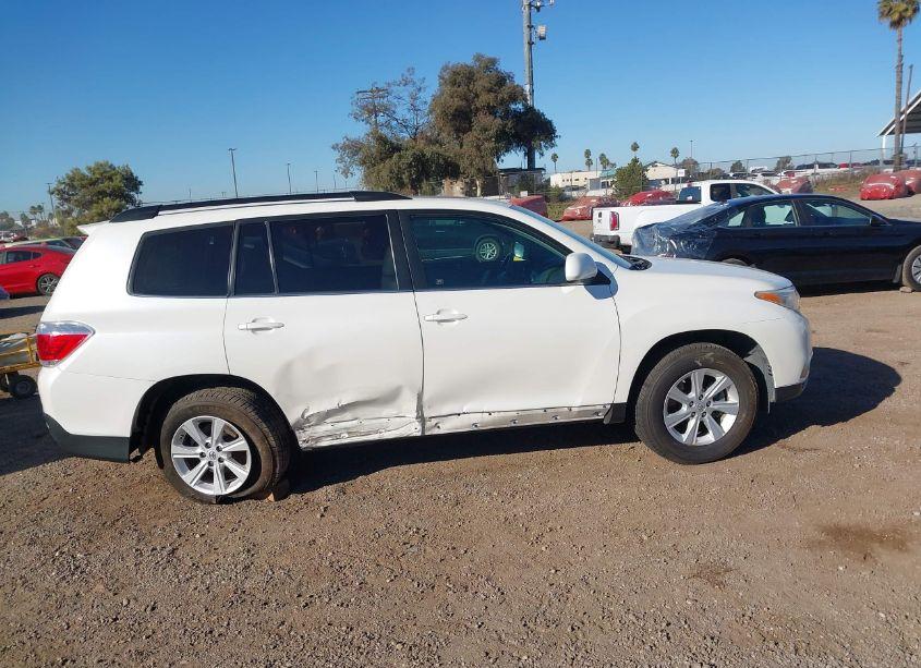 Photo 14 of 2011 Toyota Highlander SE V6 (VIN 5TDZK3EH9BS039123)