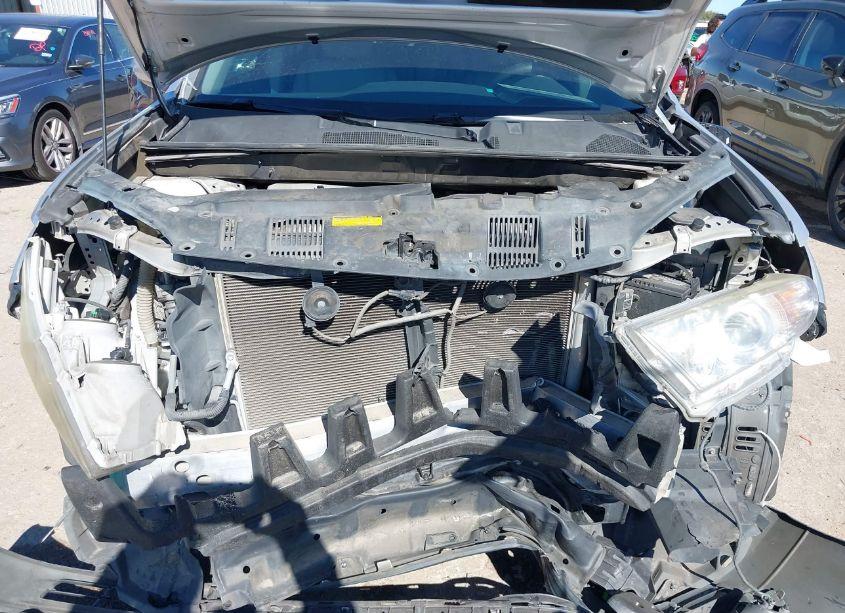 Photo 10 of 2013 Toyota Highlander SE V6 (VIN 5TDZK3EH9DS127432)