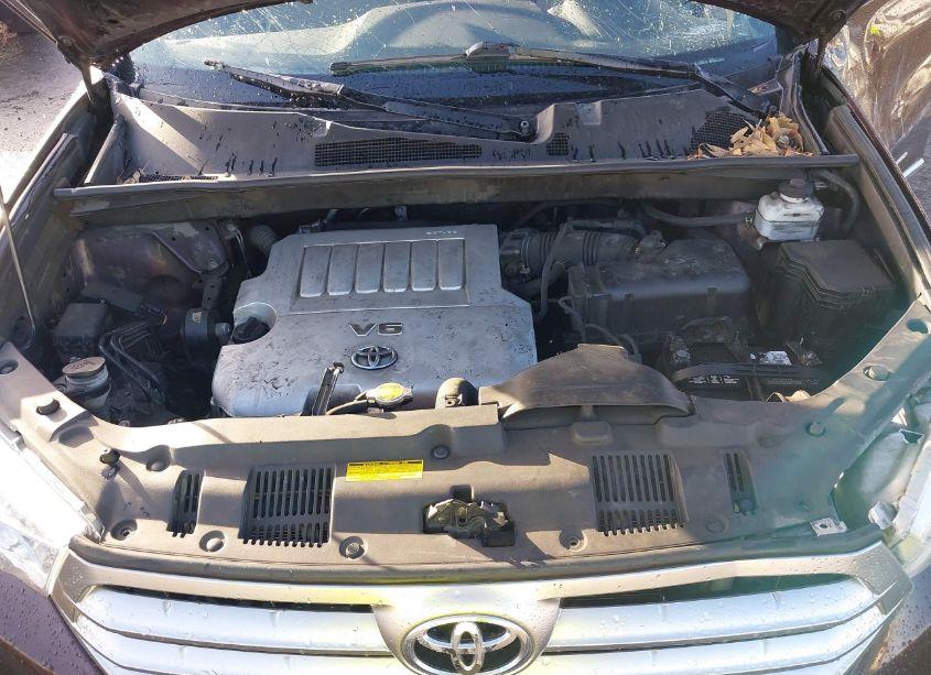 Photo 10 of 2013 Toyota Highlander BASE V6 (VIN 5TDZK3EH9DS132971)