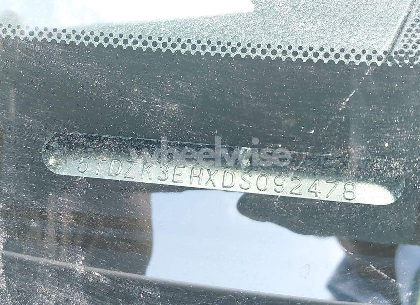 Photo 9 of 2013 Toyota Highlander SE V6 (VIN 5TDZK3EHXDS092478)